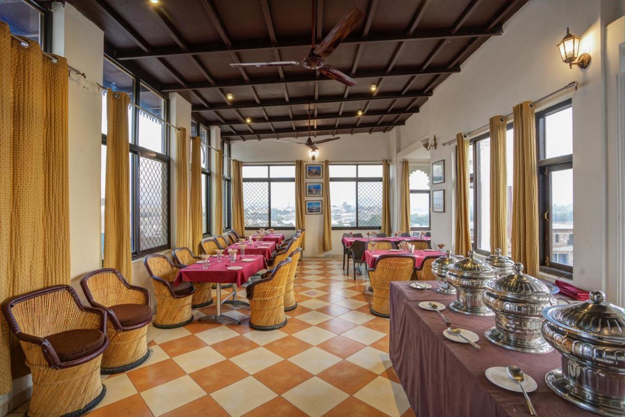 מלון אודייפור Sai Palace מראה חיצוני תמונה